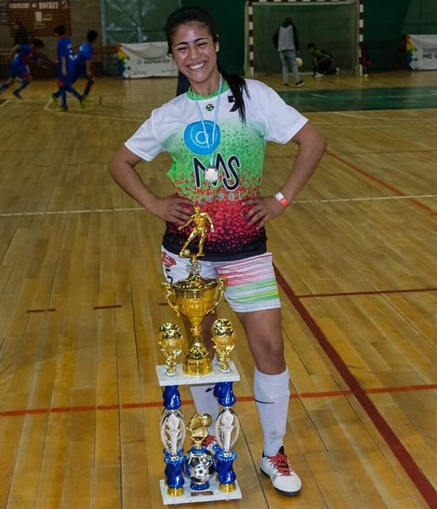 Jugadoras del Fútbol de Bariloche YamilaPedraza 3