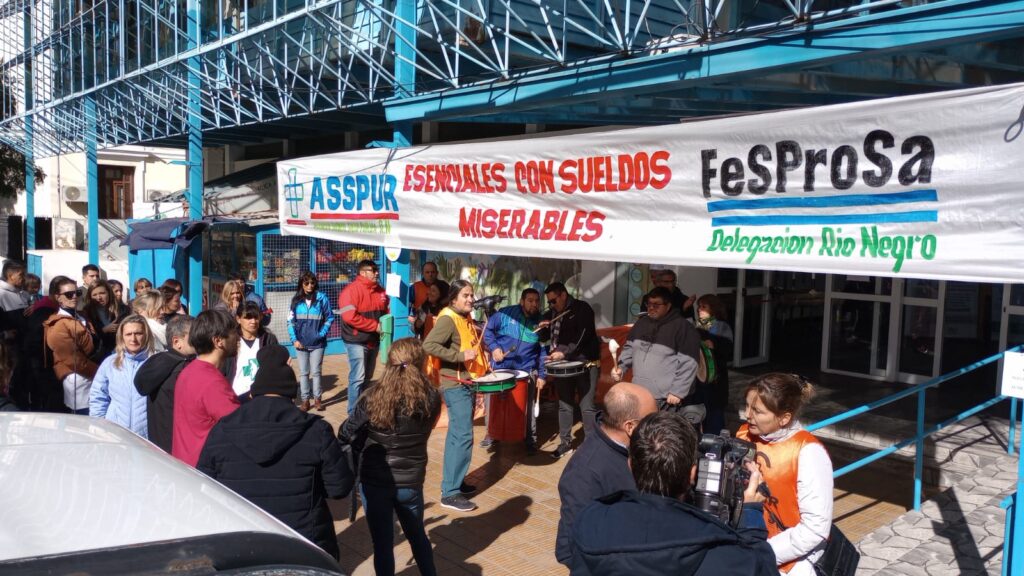 Reclamo salarial en salud