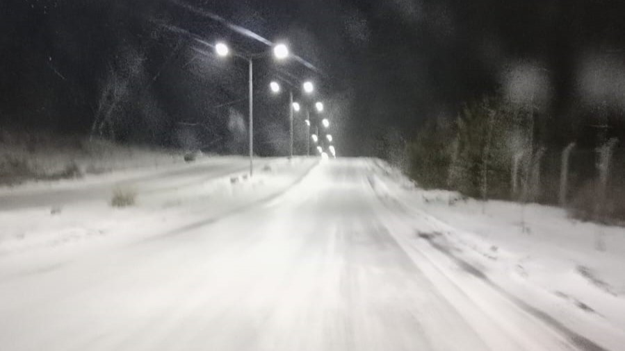 nevadas leves afectan tránsito
