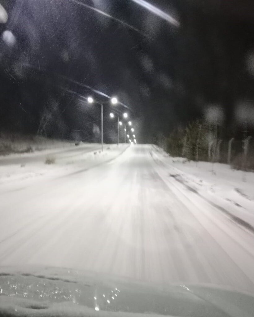 nevadas leves afectan tránsito