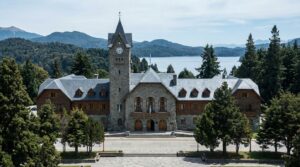 Exitosa restitución internacional une madre e hija desde Bariloche a Austria