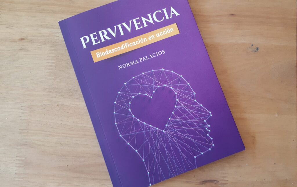 Norma Palacios presenta