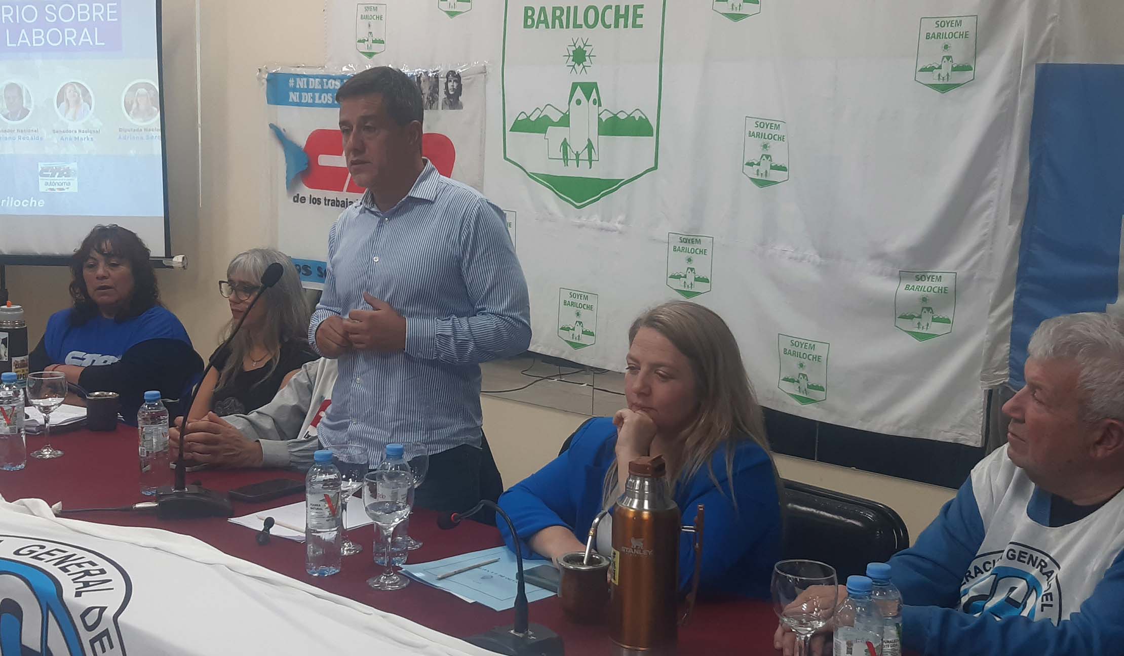 Legislador García impulsa proyecto que enfrente a LLA y JSRN en Río Negro