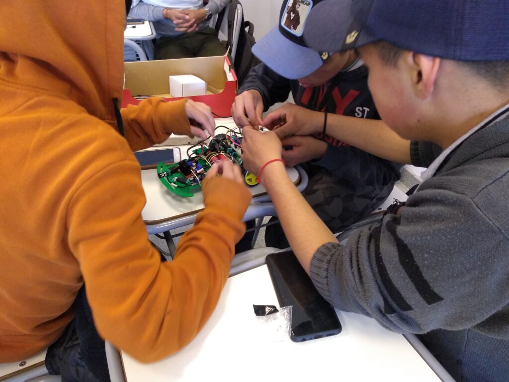 Taller Robótica de la UNRN inscribe hasta el 26 de abril