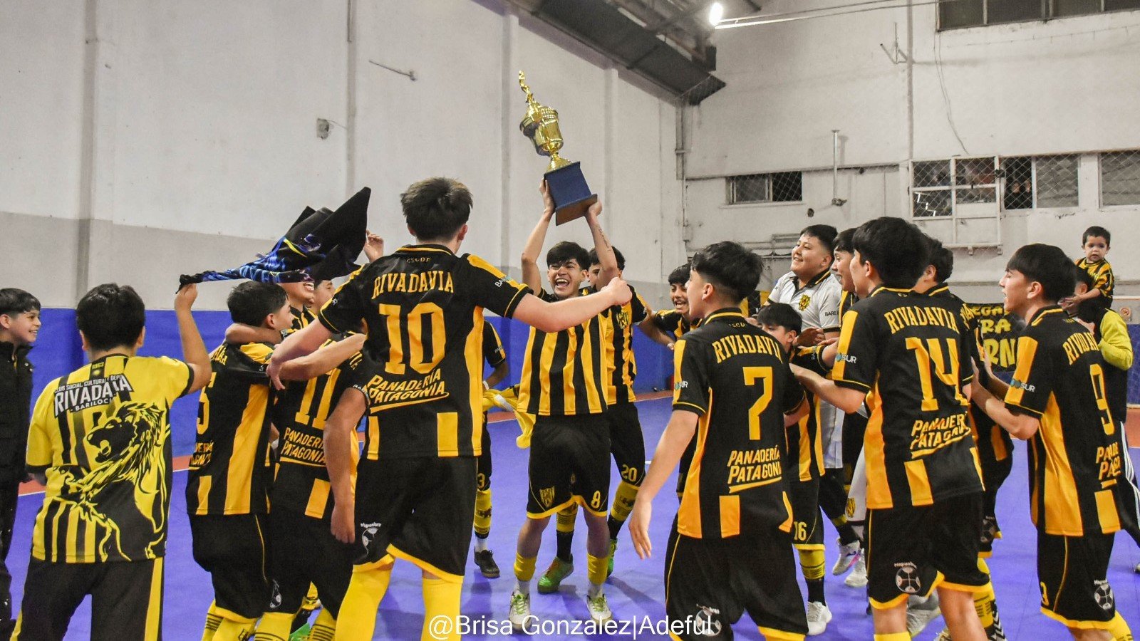 Atlético Cumbre y Rivadavia son los primeros campeones de ADEFUL