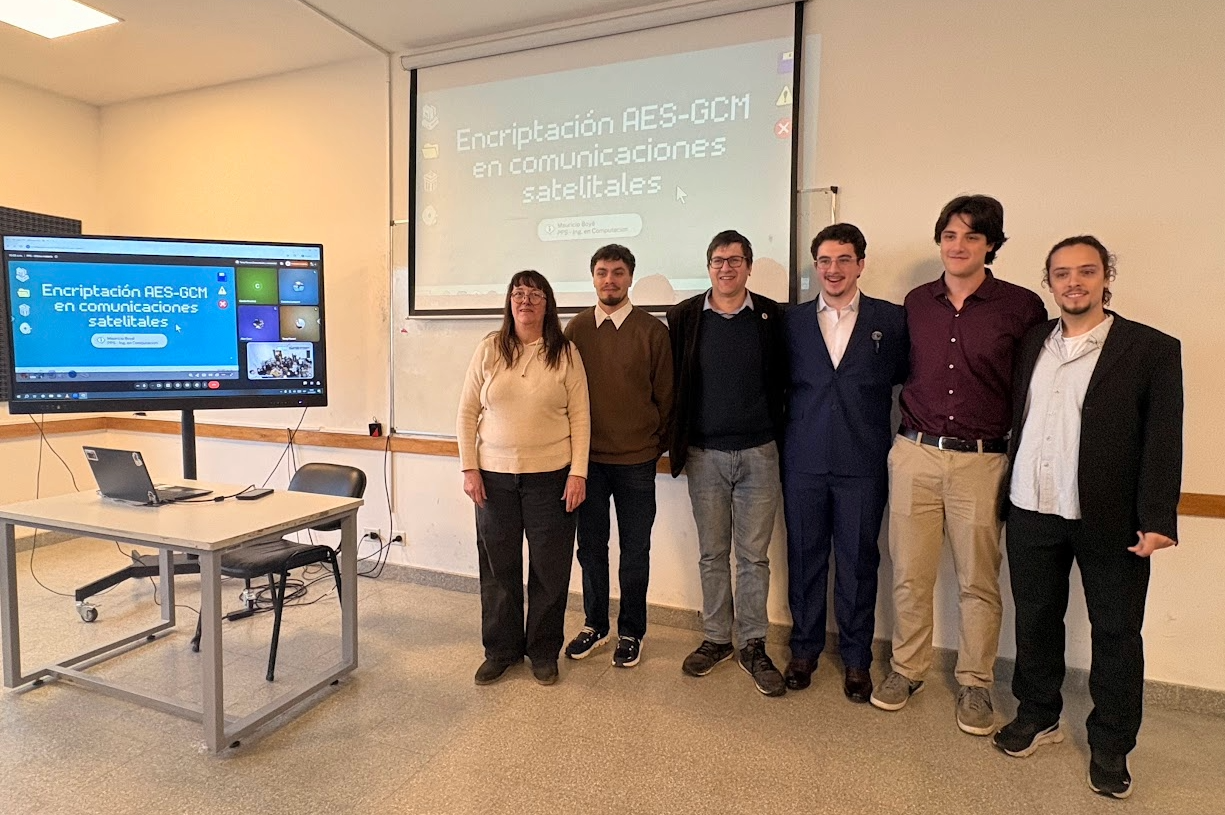 Se graduaron los primeros ingenieros en computación de Bariloche