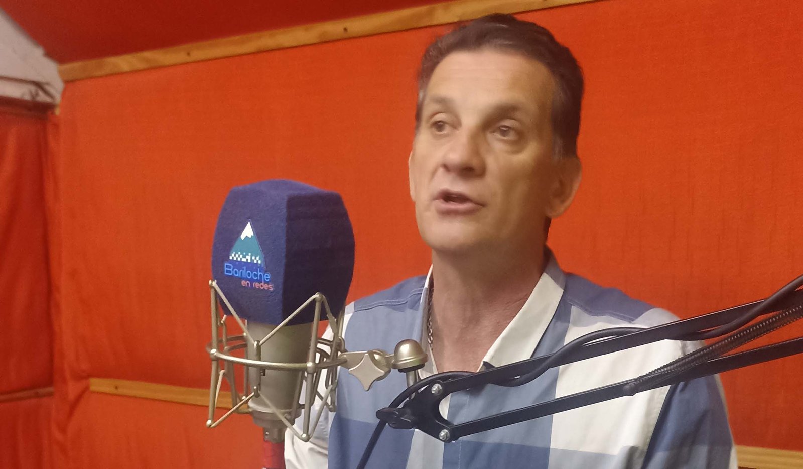 Costa Brutten explica Fuerza Bariloche para la reforma de la Carta Orgánica